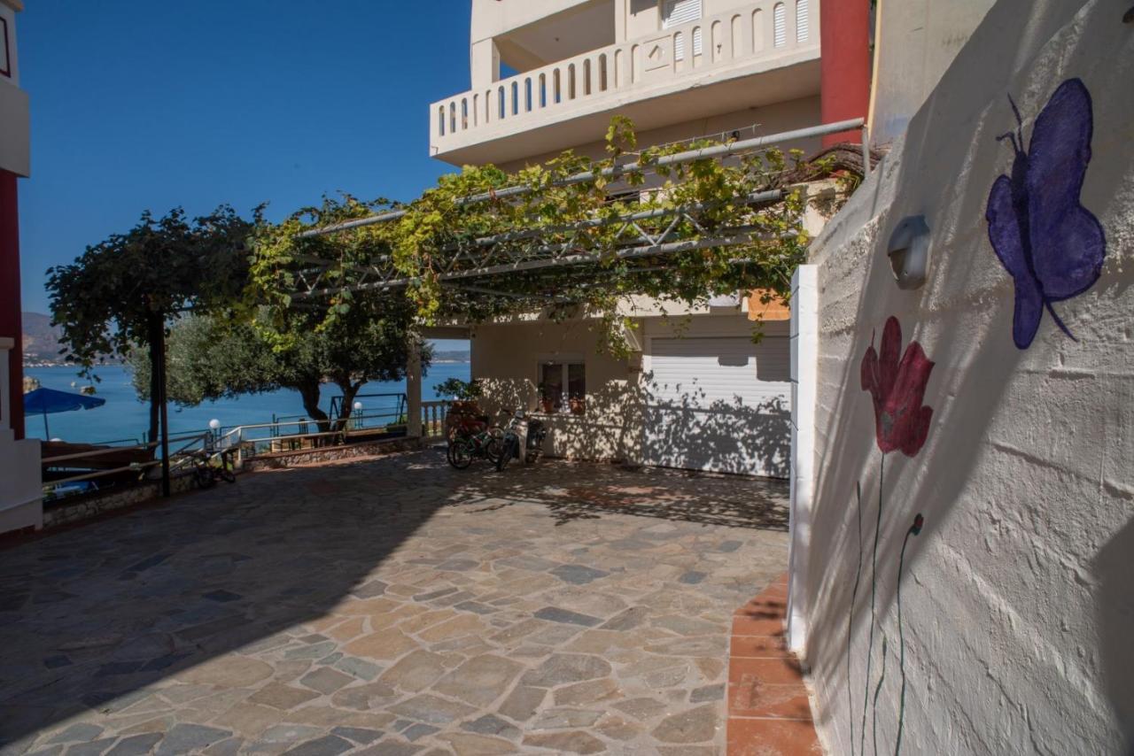 Villa Dina Apartments 阿尔米里达 外观 照片